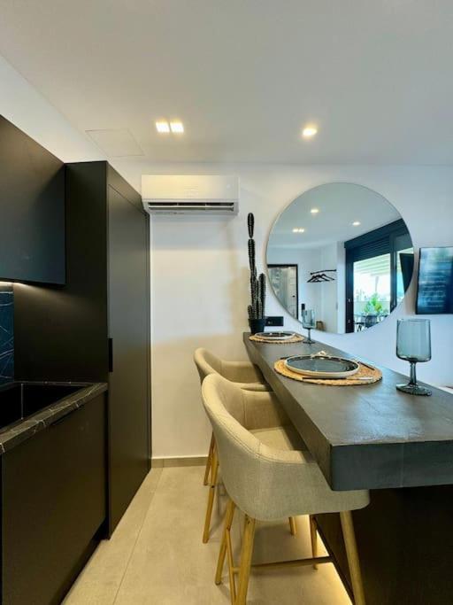 Bluemotion - Cityview Piraeus Exterior photo