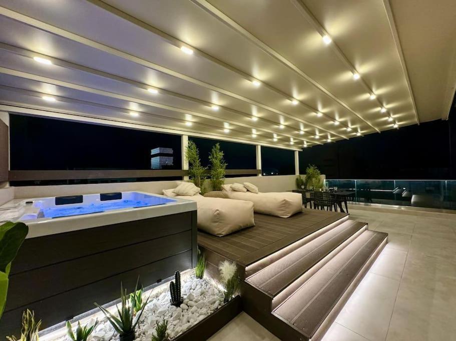Bluemotion - Cityview Piraeus Exterior photo